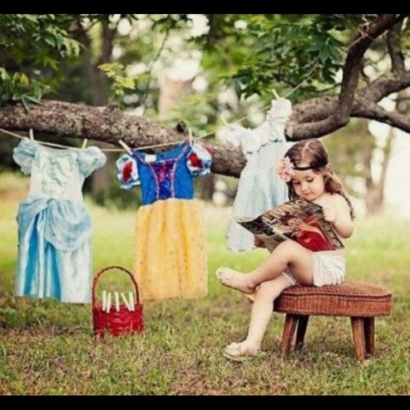 Meet your Posher, Sunny! ☀️ - Picture 2 of 2